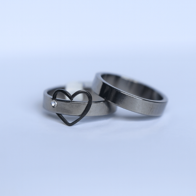 Heart ring