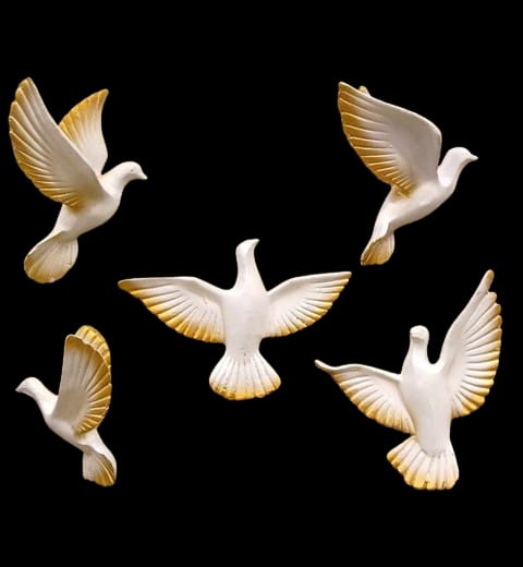 Resin Wall Hanging Birds