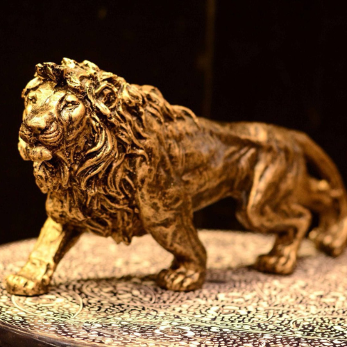 Golden Elegance Fiber Sculpture Collection